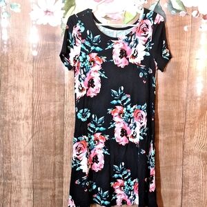 POPYOUNG SIZE MEDIUM BLACK AND PINK FLORAL PRINT DRESS